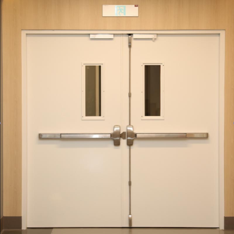 Perché le porte in acciaio tagliafuoco sono essenziali per la sicurezza degli edifici moderni?