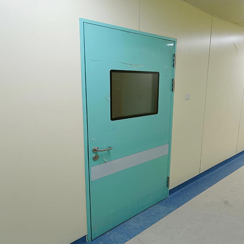 Porta battente con schermatura ai raggi X Porta battente con schermatura ai raggi X